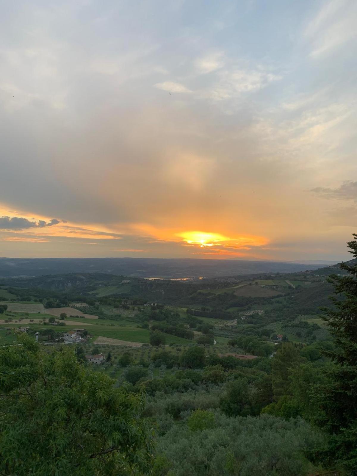 Il Nido Dell'Aquila-Lugnano In Teverina Exteriér fotografie